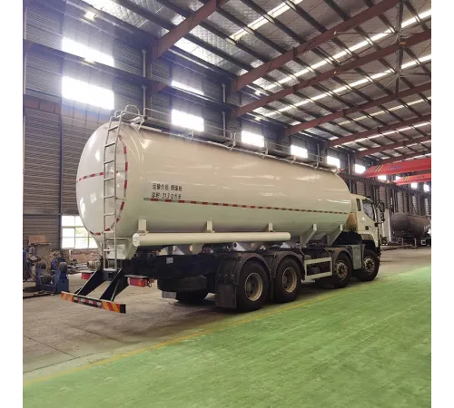 Camion de transport granule de rășină de ulei de porumb HOWO 28cbm
