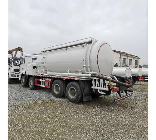 Remorcă de ciment SHACMAN 8 * 4 pentru utilizare în câmpuri petroliere