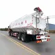 Camion FAW 8*4 pentru transportul furajelor pentru porci, pui și bovine