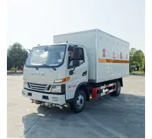 Camion JAC 4*2 pentru mărfuri periculoase și explozibili