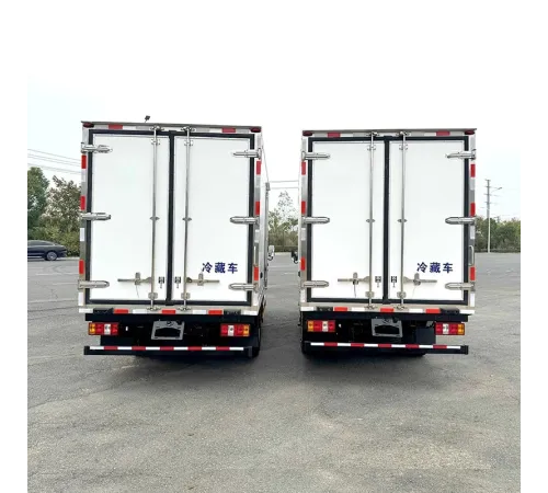 Camion frigorific mic JMC de 4 tone