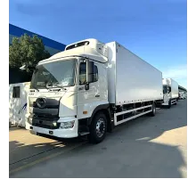 Frigider-congelator Hino japonez de 10 tone și 12 tone