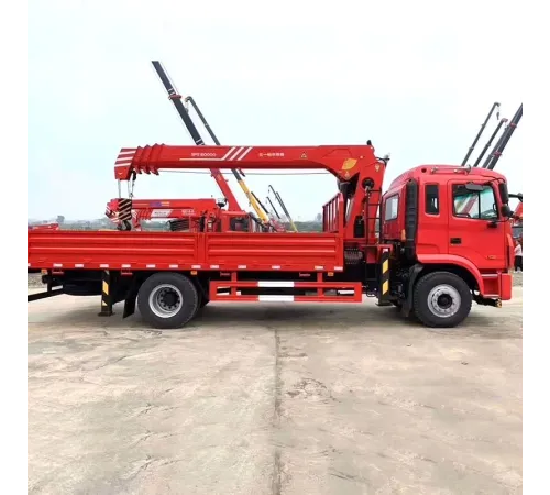 Macara pe camion JAC 4x2 cu braț telescopic 7 tone