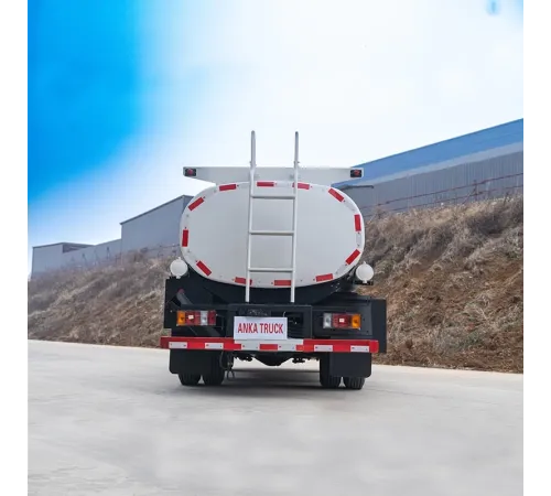 Camion cisternă combustibil ISUZU 5000 L