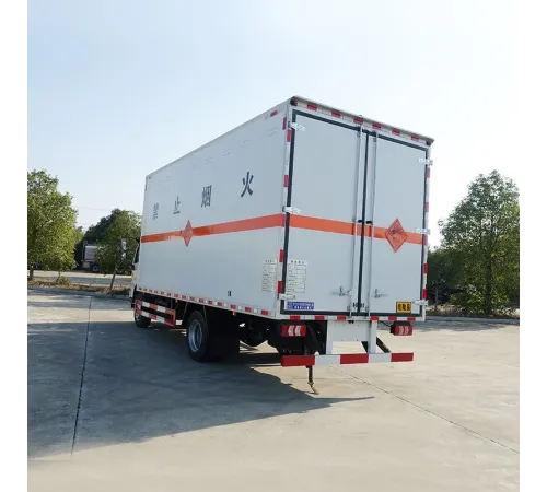Camion transport mărfuri periculoase JAC 4x2