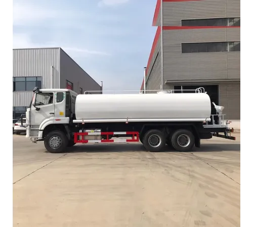 Cisternă de apă HOWO 6x4 20000L