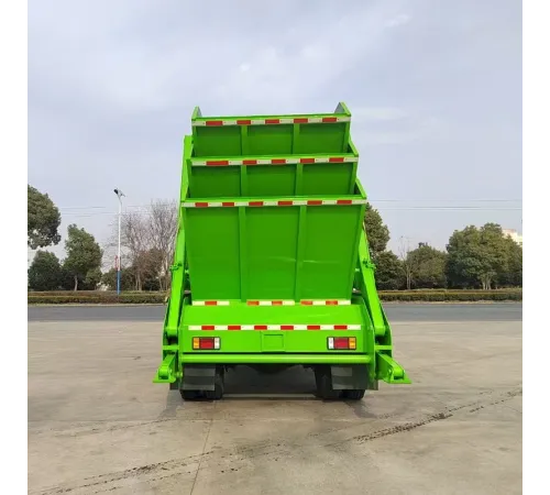 Camion de gunoi cu manipulator Howo 4m³