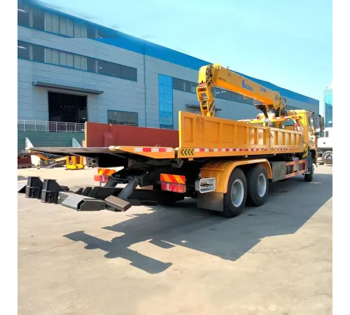 Camion Demarator HOWO 6x4 cu Macara 12 Tone