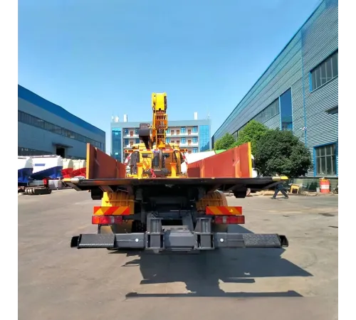 Camion Demarator HOWO 6x4 cu Macara 12 Tone