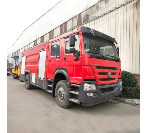Autocisternă de incendiu Howo 4x2