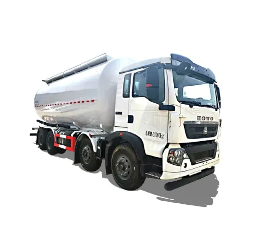 Cisterna Materiale Pulverulente HOWO 8x4 30 m³