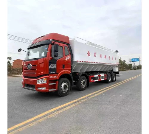 Camion Furaje Vrac FAW 8x4 42 m³
