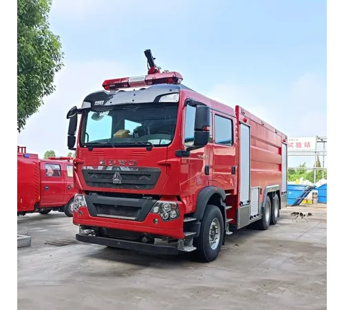 Autocamion de pompieri HOWO 6x4 16.000L