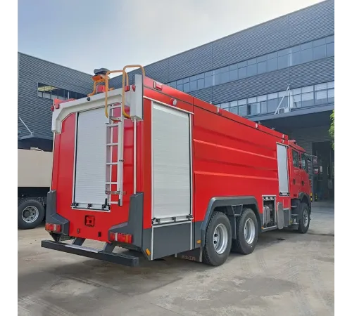 Autocamion de pompieri HOWO 6x4 16.000L